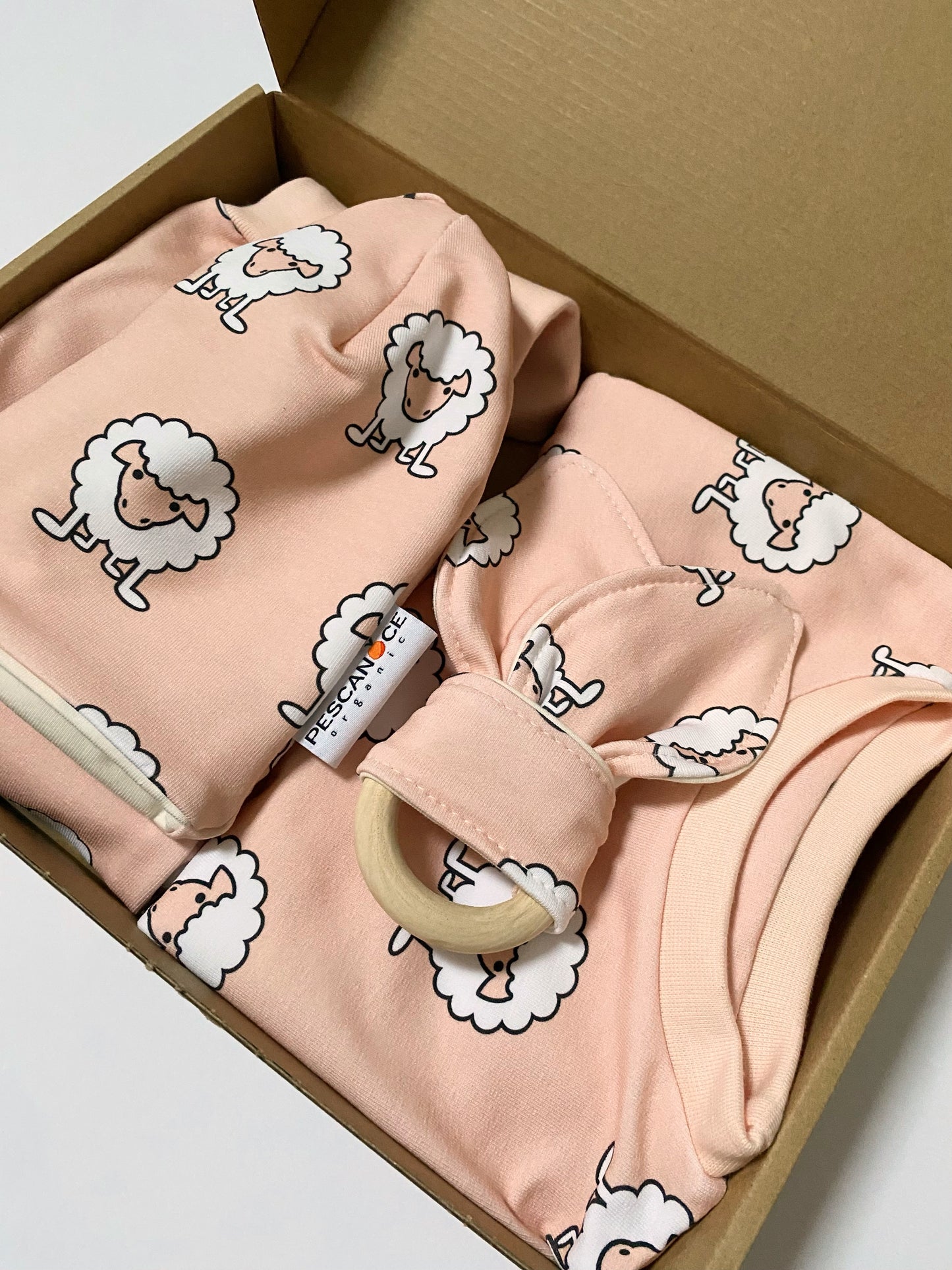 BABYBOX: Felpa Classica+GWM PANTS+BERRETTO e coniglietto - Cozy Sheeps